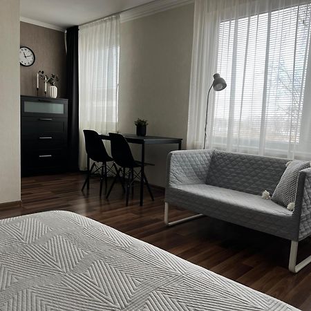 Vienibas Apartment Daugavpils Exteriör bild