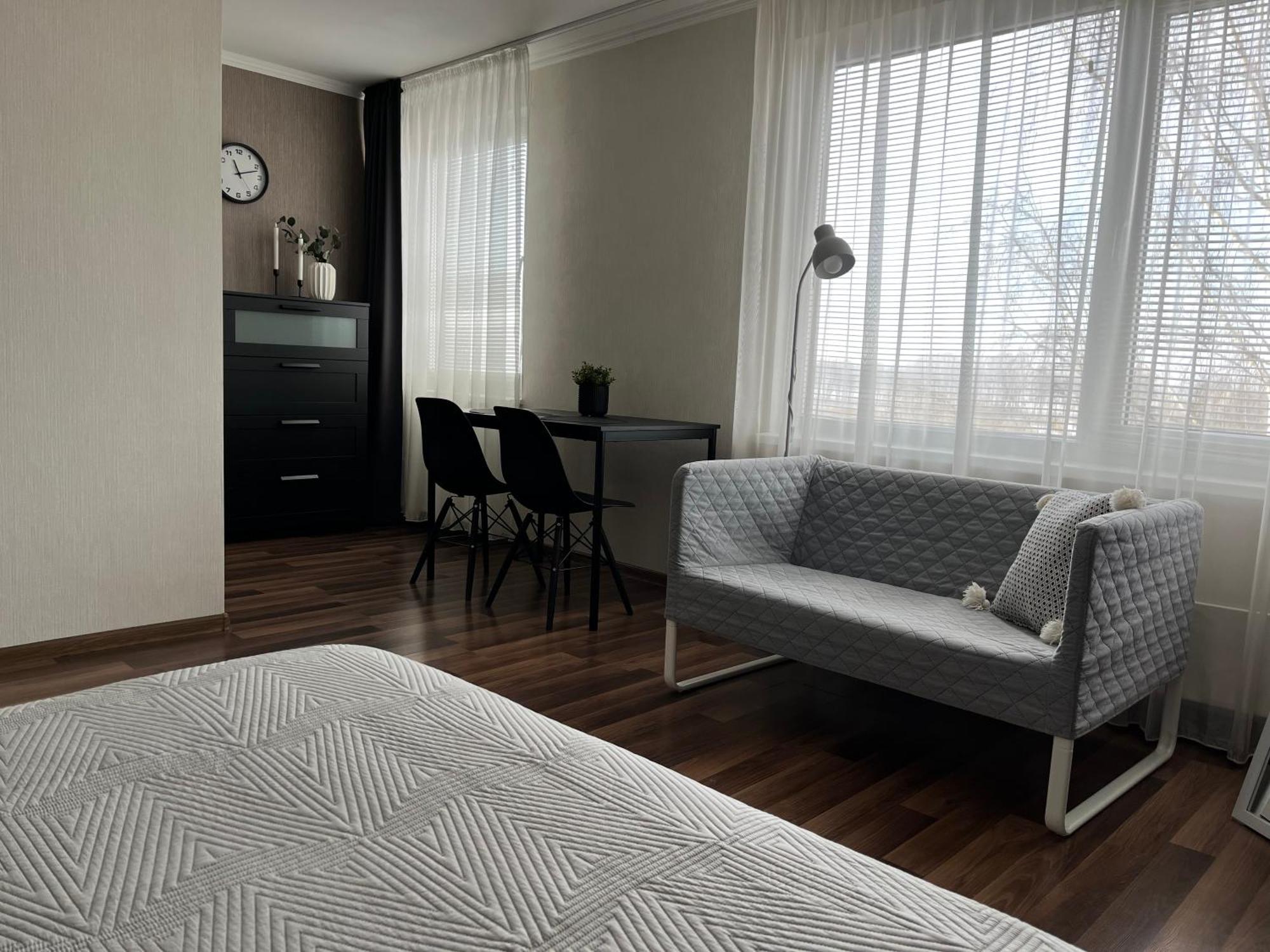 Vienibas Apartment Daugavpils Exteriör bild